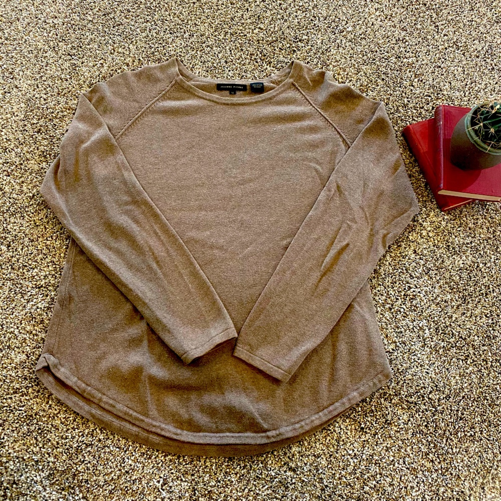 Jeanne Pierre sweater